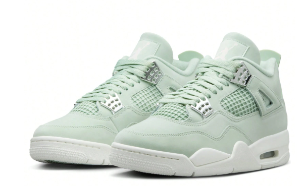 Air Jordan 4 Retro 'Seafoam Sail'