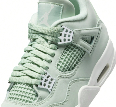 Air Jordan 4 Retro 'Seafoam Sail'