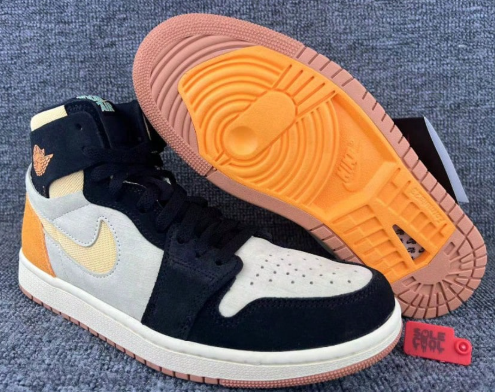 AIR JORDAN AJ1 ZOOM CMFT MUSLIN/GOLD BLACK ORANGE DV1307-100